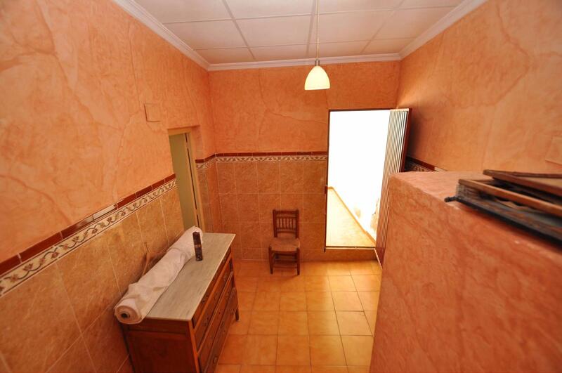 3 bedroom Townhouse for sale