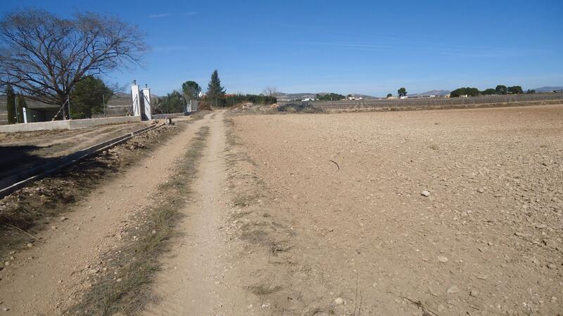 Jord til salg i Yecla, Murcia