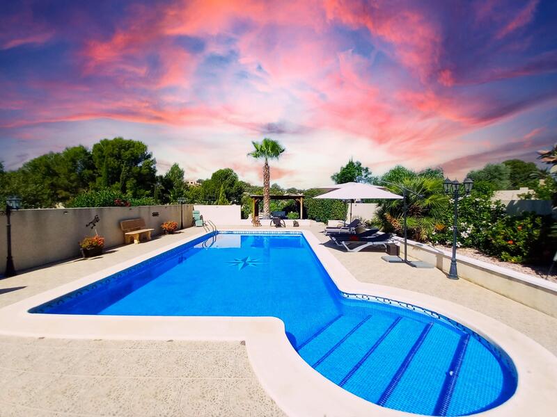 Villa à vendre dans Abanilla, Murcia