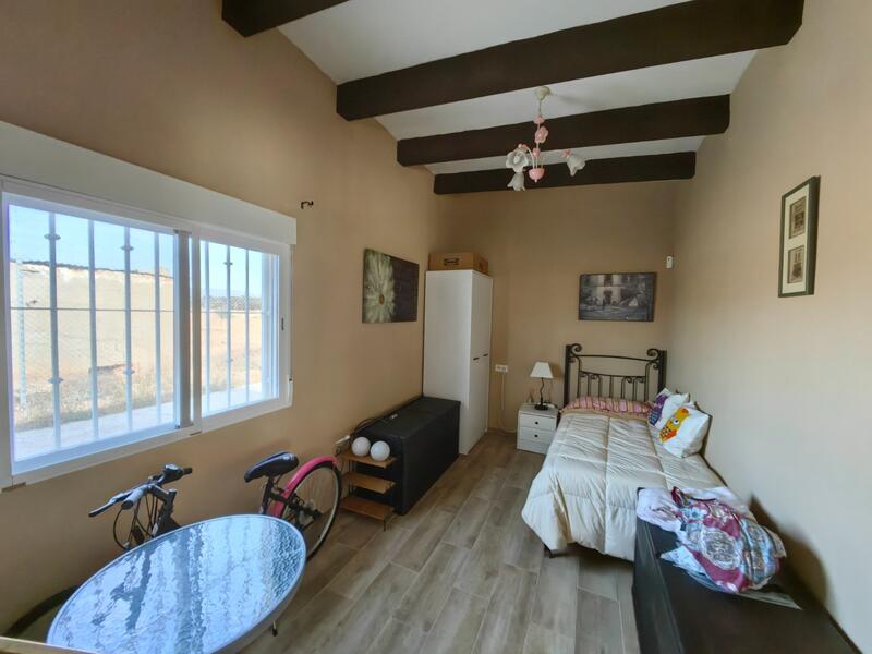 3 bedroom Country House for sale