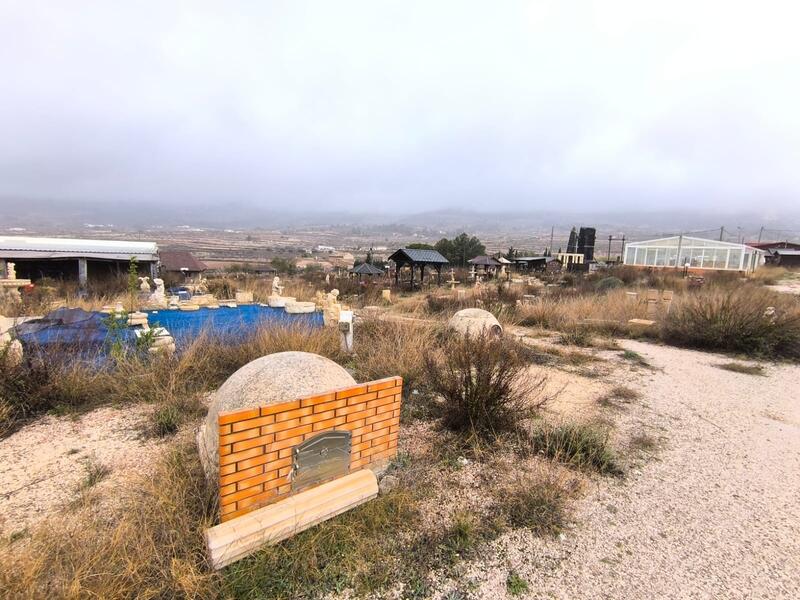 3 bedroom Commercial Property for sale