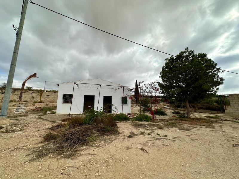 2 bedroom Country House for sale