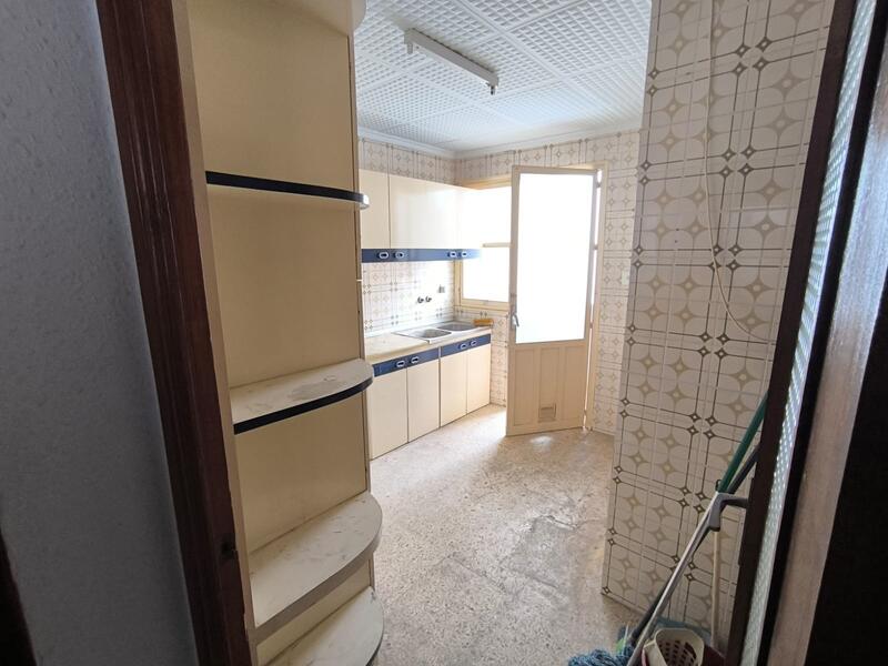 3 bedroom Apartment for sale