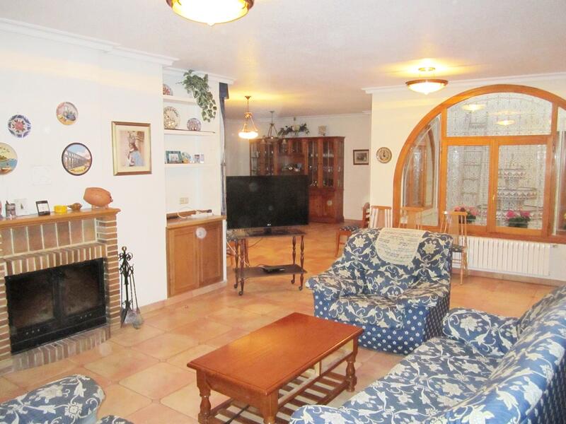 4 Cuarto Casa de Campo en venta