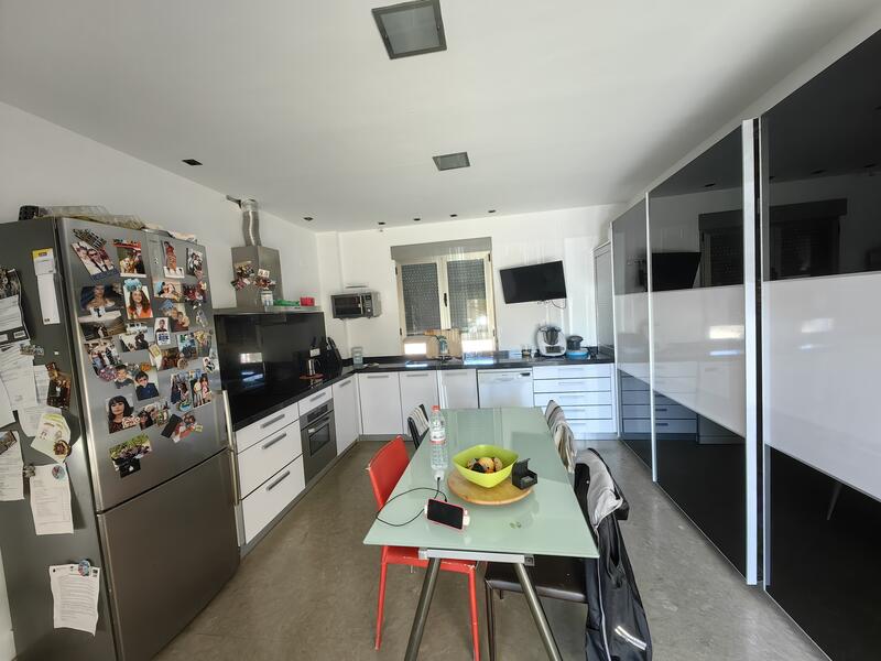 4 Schlafzimmer Villa zu verkaufen