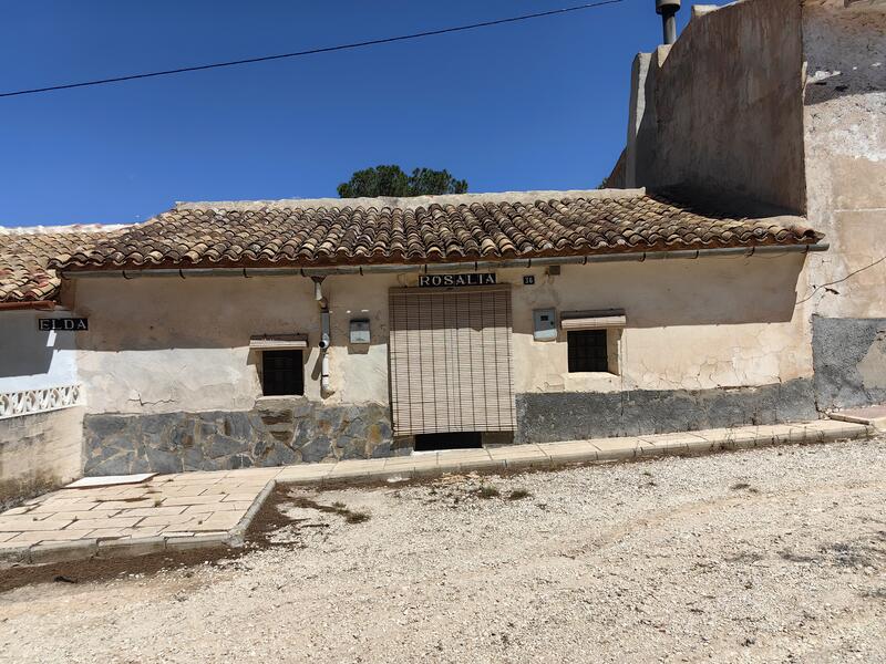 Landsted til salg i Pinoso, Alicante