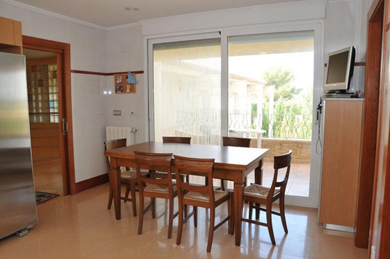 6 bedroom Country House for sale