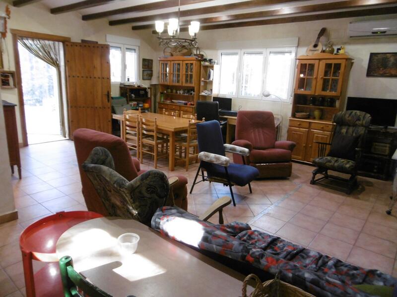 5 bedroom Country House for sale