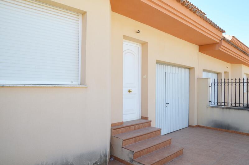 Gezinswoning Te koop in Pinoso, Alicante