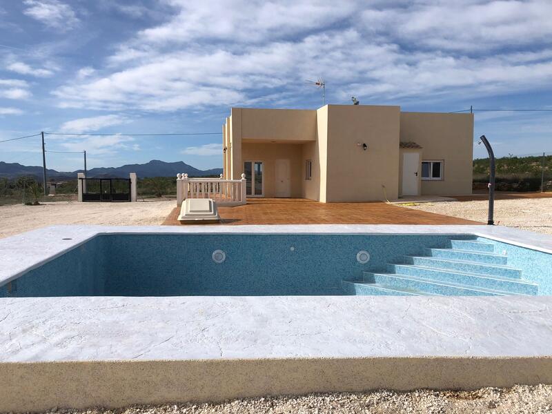 Casa de Campo en venta en Pinoso, Alicante