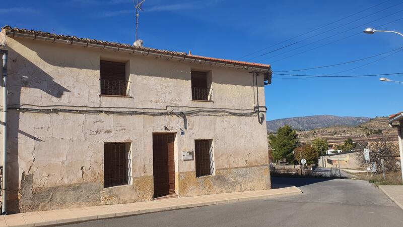 Radhus till salu i Pinoso, Alicante