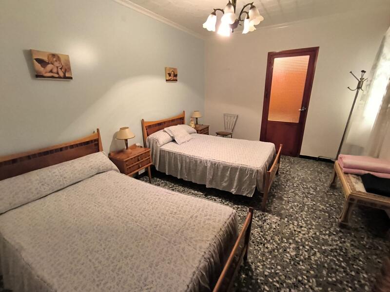 6 Schlafzimmer Stadthaus zu verkaufen