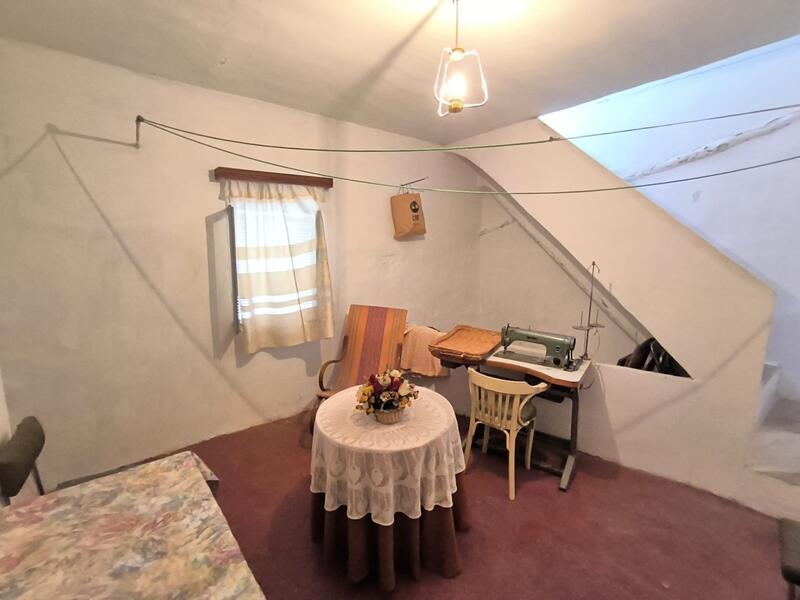 6 Schlafzimmer Stadthaus zu verkaufen