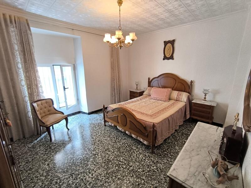 6 Schlafzimmer Stadthaus zu verkaufen