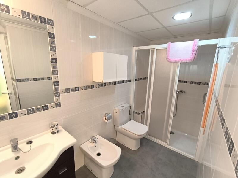 6 Schlafzimmer Stadthaus zu verkaufen