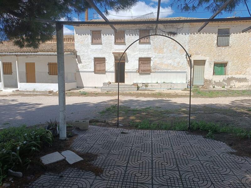 6 Cuarto Casa de Campo en venta