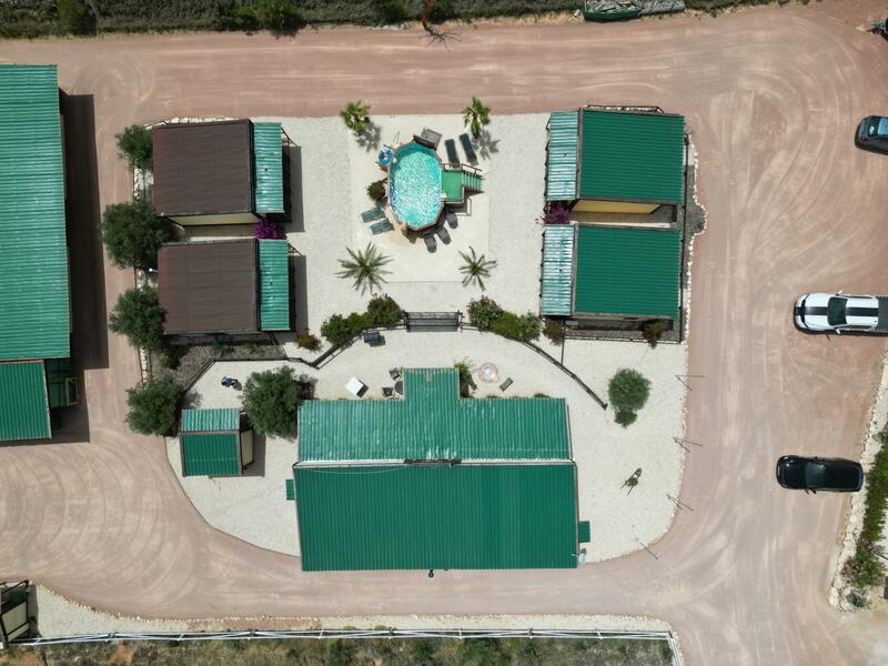 9 Cuarto Villa en venta