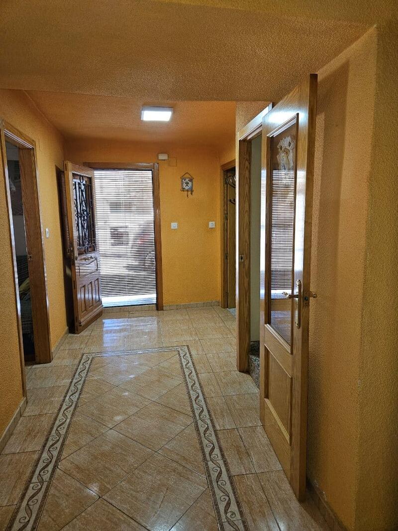 Townhouse for sale in Monóvar, Alicante