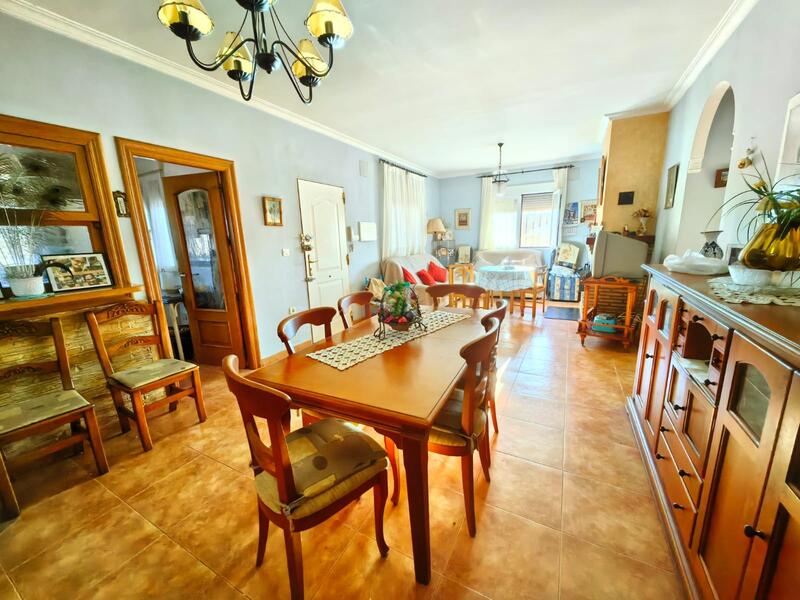 3 sovrum Villa till salu