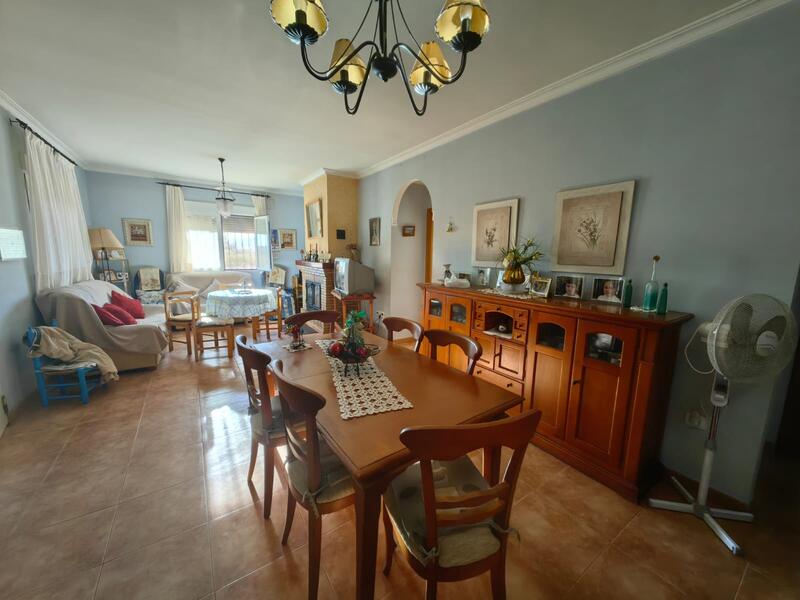 3 sovrum Villa till salu