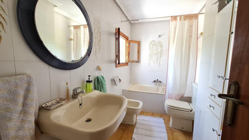 8 Cuarto Villa en venta