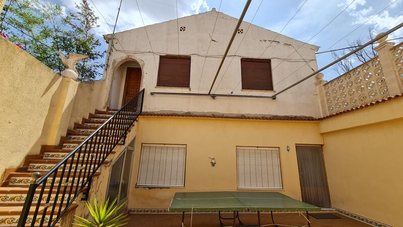 8 Cuarto Villa en venta