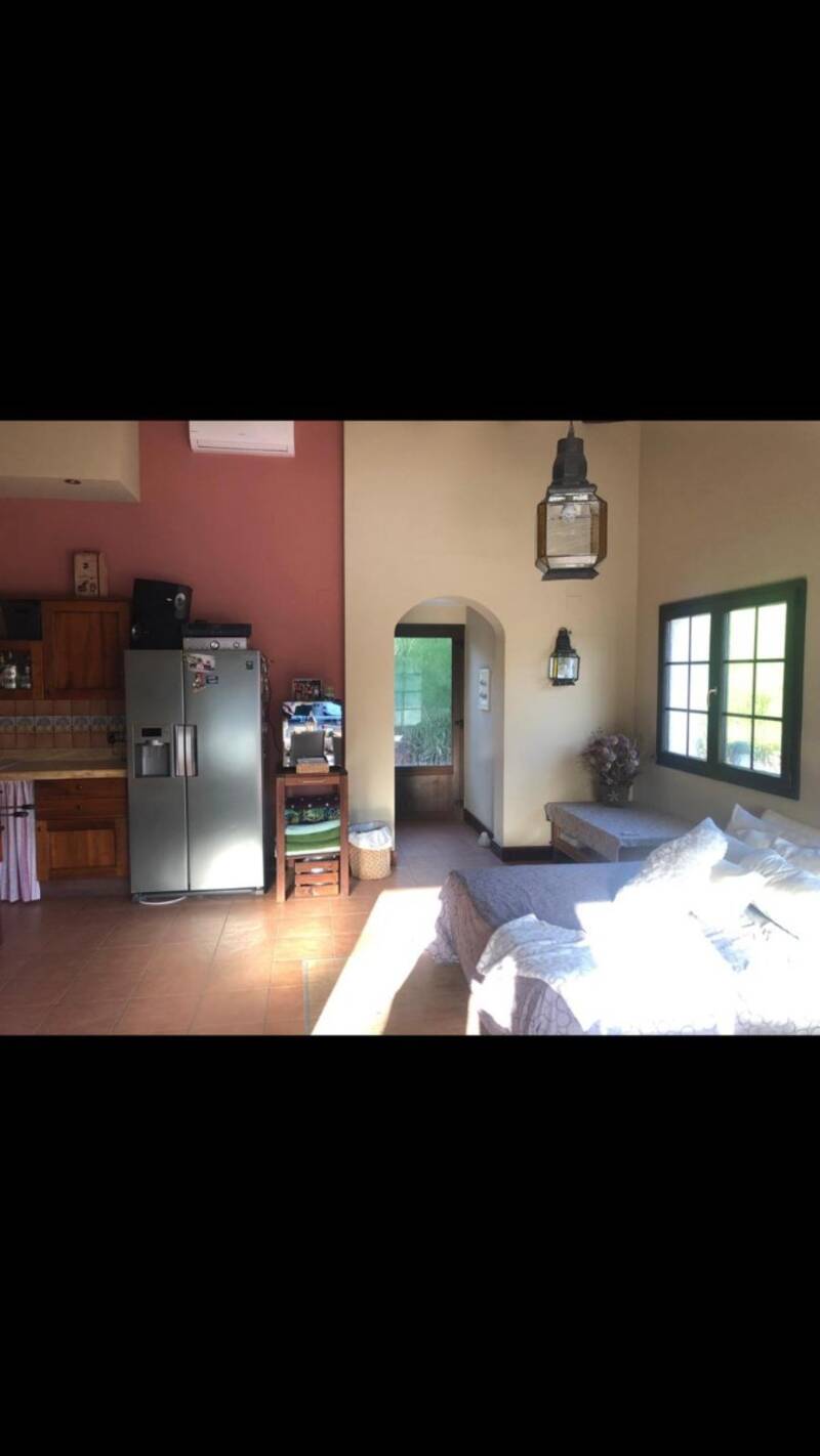 4 Cuarto Villa en venta