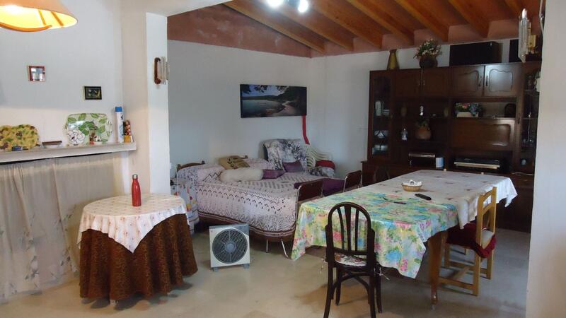 2 bedroom Country House for sale