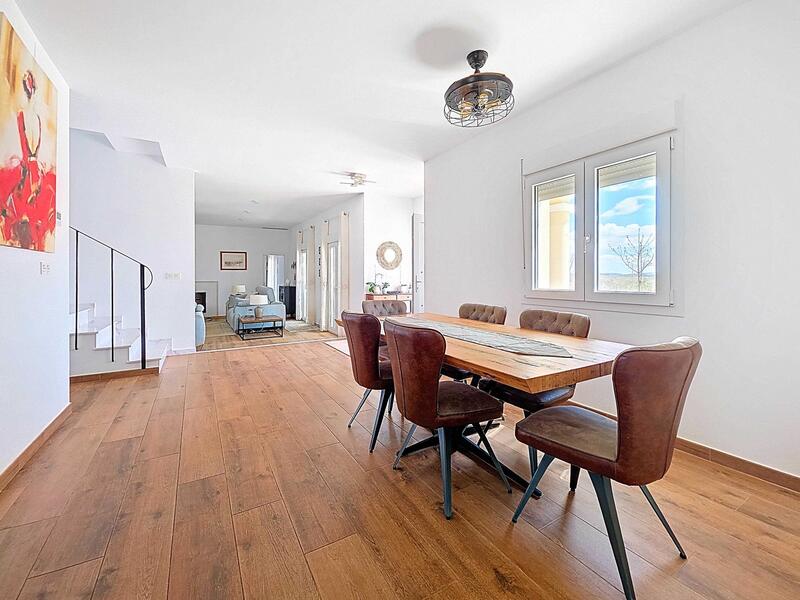 4 Schlafzimmer Villa zu verkaufen