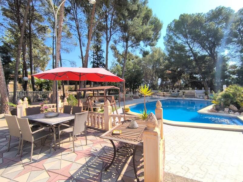 Villa til salgs i Monóvar, Alicante