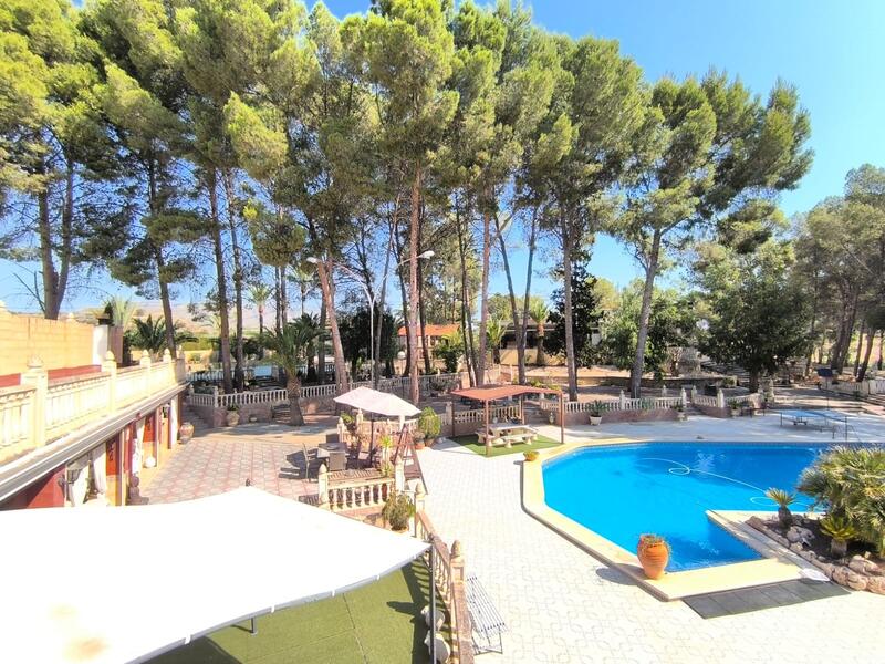 10 chambre Villa à vendre