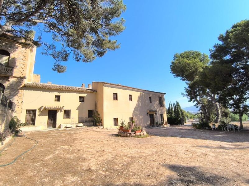 Herregård til salgs i Monóvar, Alicante