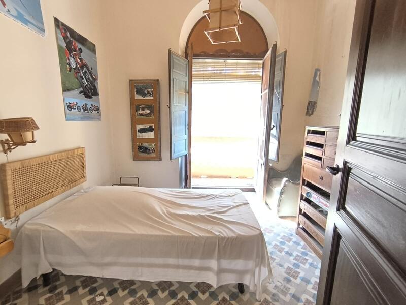 15 Schlafzimmer Landhaus zu verkaufen