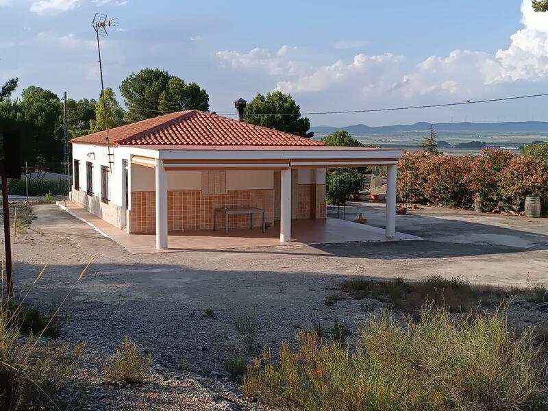 Villa en venta en Yecla, Murcia