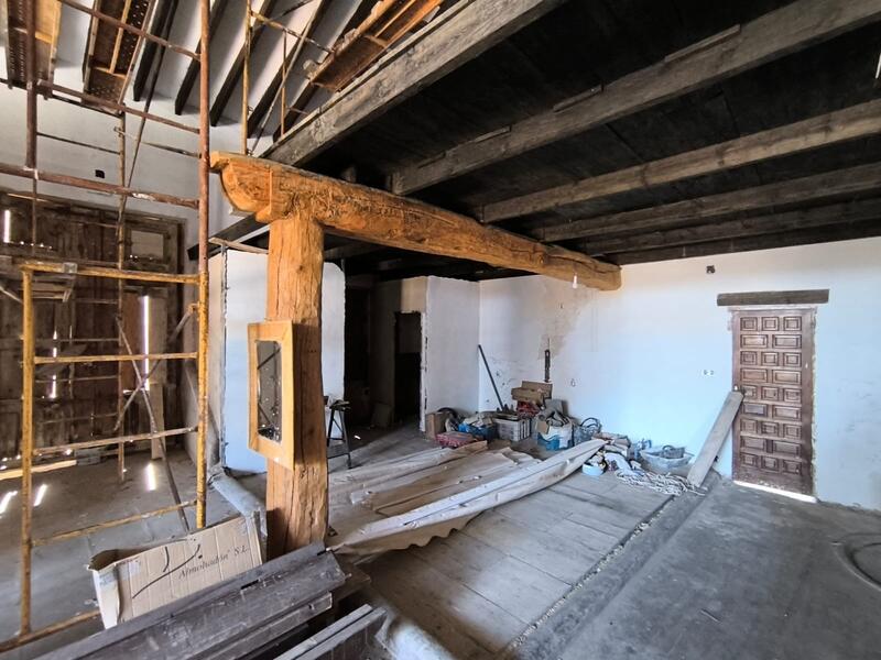 6 Schlafzimmer Landhaus zu verkaufen