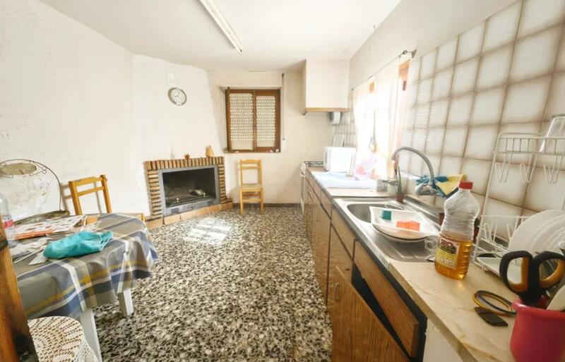 3 slaapkamer Gezinswoning Te koop