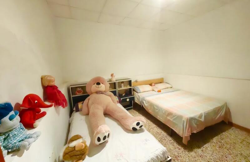 3 slaapkamer Gezinswoning Te koop