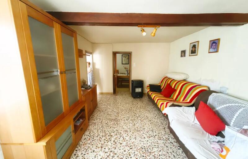 3 slaapkamer Gezinswoning Te koop