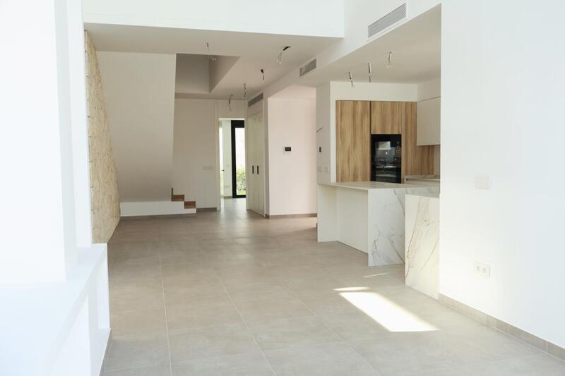 4 bedroom Villa for sale