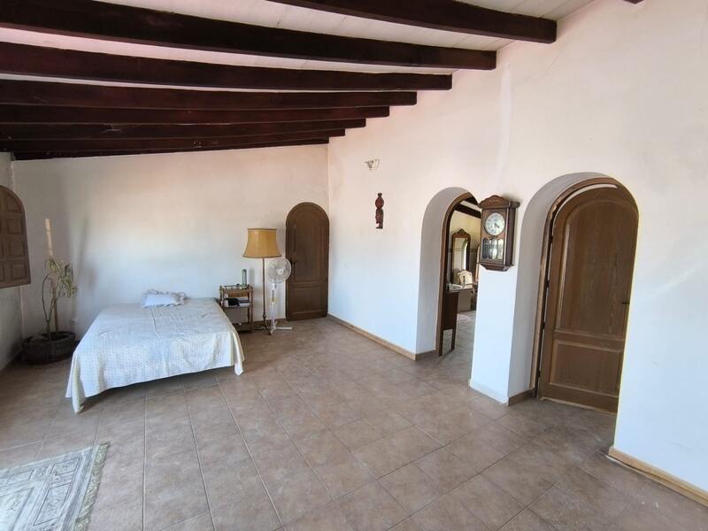 8 slaapkamer Villa Te koop