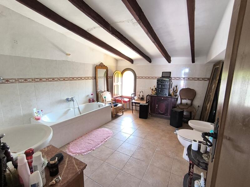 8 slaapkamer Villa Te koop