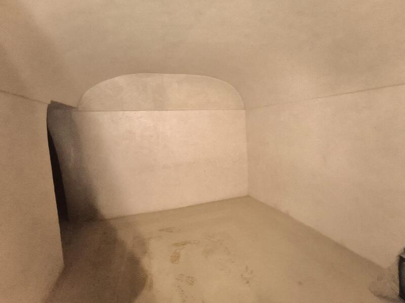 7 bedroom Cave House for sale