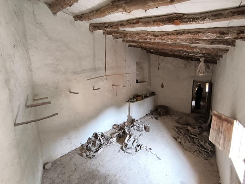 7 bedroom Cave House for sale