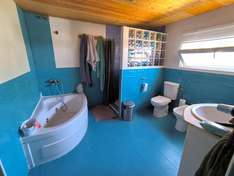 4 bedroom Country House for sale