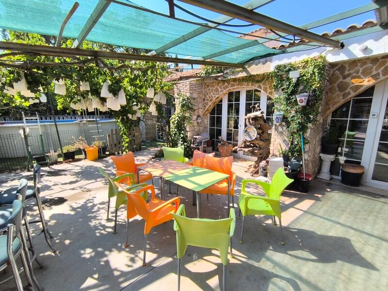 4 bedroom Country House for sale