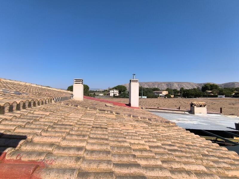 4 bedroom Country House for sale