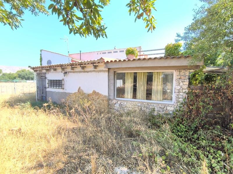 4 bedroom Country House for sale