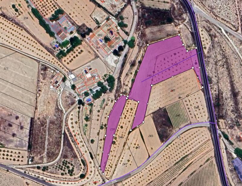 земля продается в Pinoso, Alicante