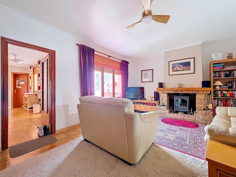 4 Schlafzimmer Stadthaus zu verkaufen
