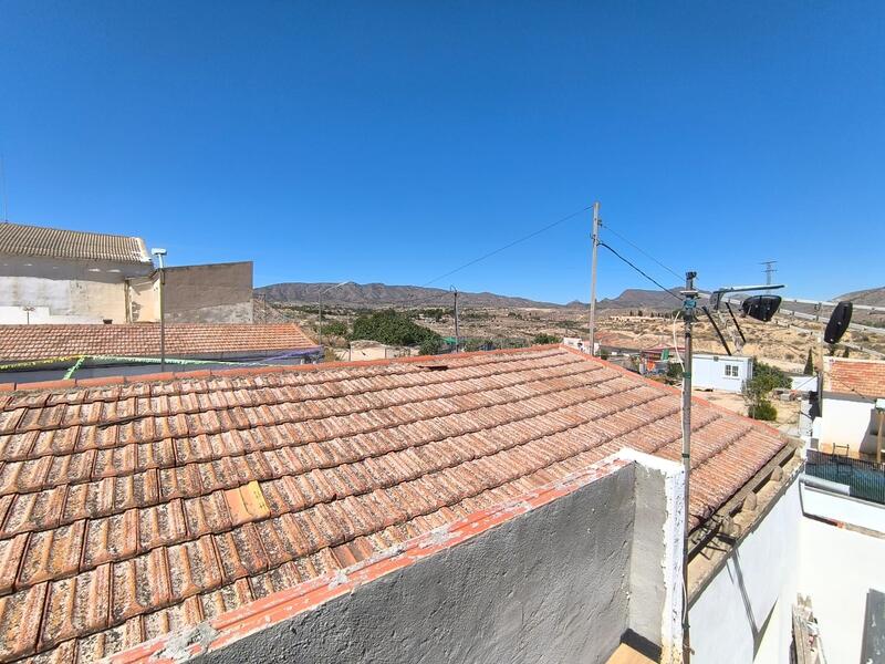 3 slaapkamer Gezinswoning Te koop